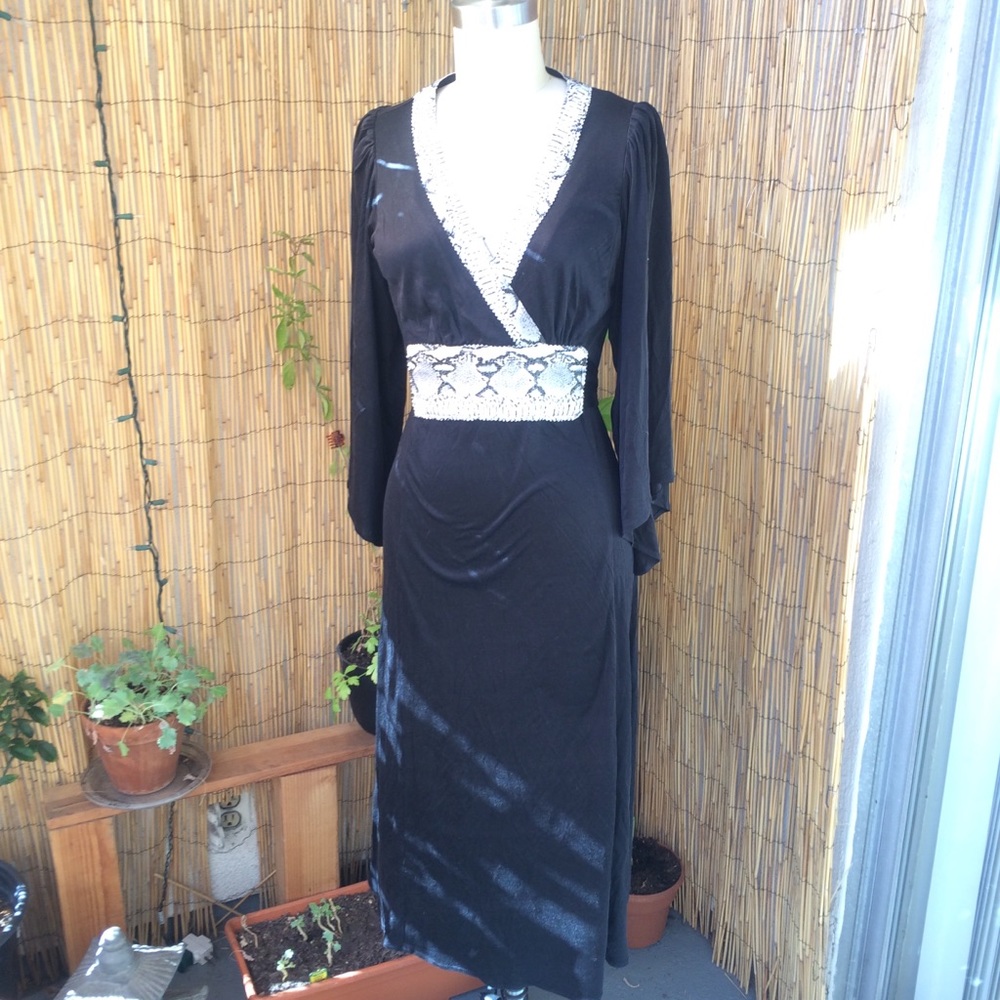 SARAH silk jersey black dress snake detail small